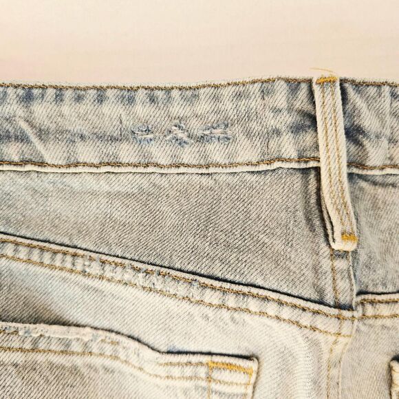 FRAME Le Garçon Denim Shorts Size 26 Acid Wash Raw Hem Distressed Boyfriend - Picture 7 of 8